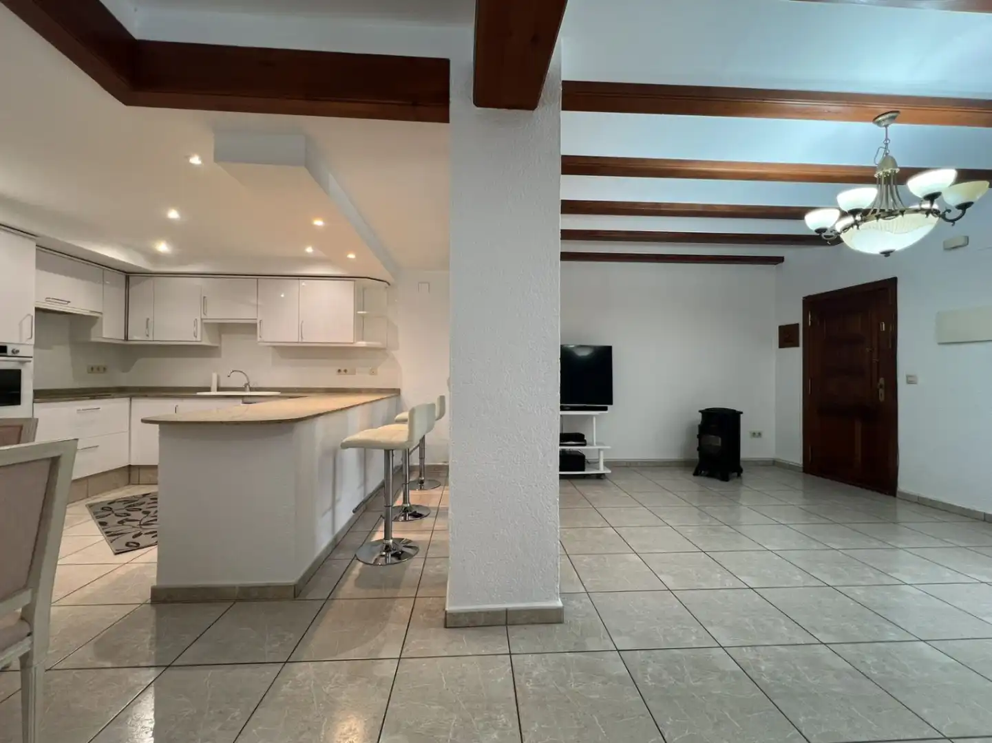 Kitchen of Houses for sale in Oliva  with Air Conditioner and Terrace