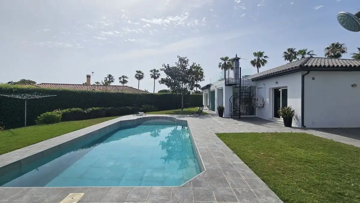 Piscina de Casa o chalet en venta en Sotogrande con Aire acondicionado, Jardín privado y Terraza