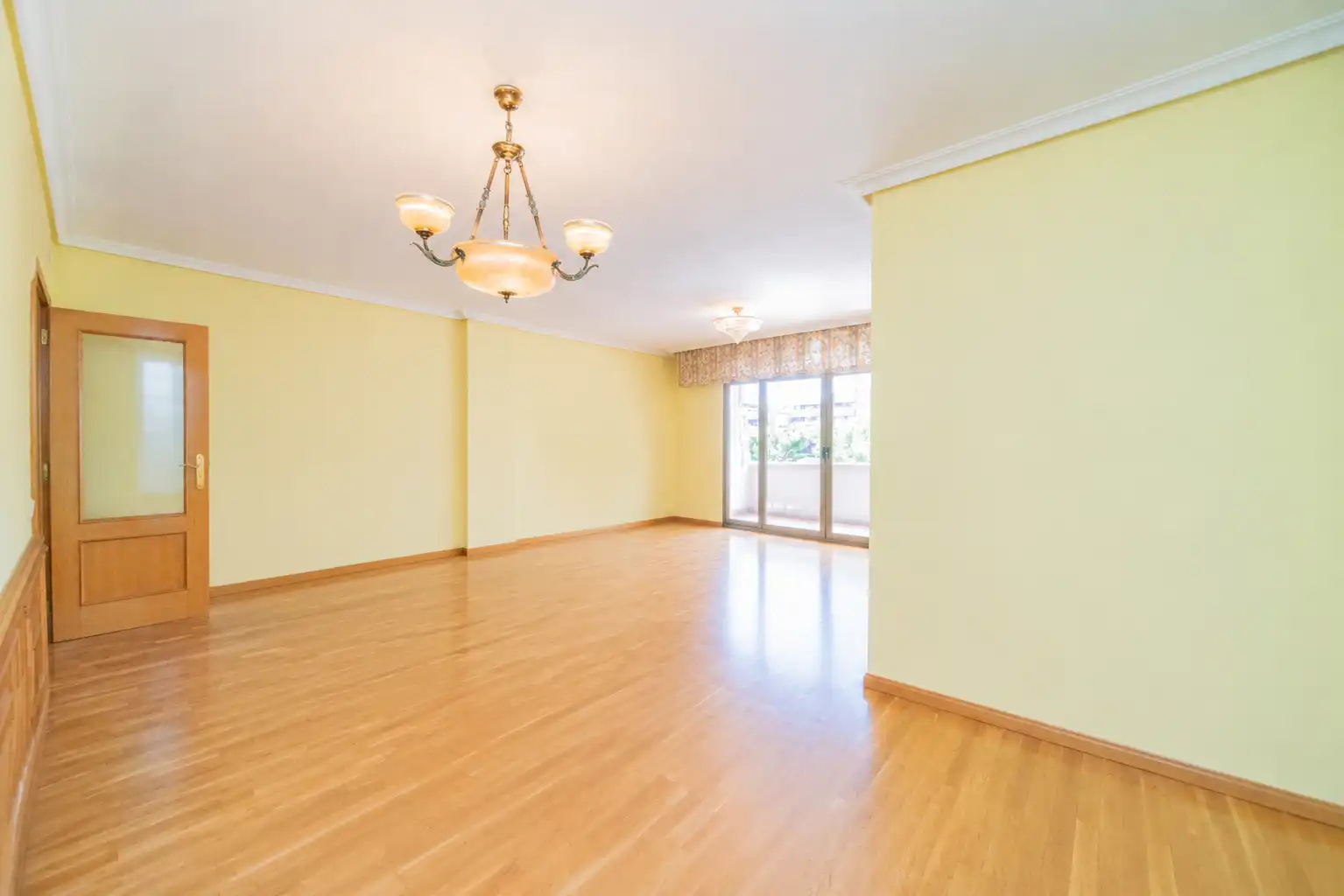 Menjador de Pis en venda en Pozuelo de Alarcón amb Aire condicionat, Calefacció i Terrassa