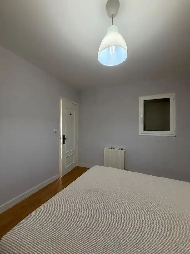 Schlafzimmer von Wohnung zur Miete in Gijón  mit Heizung und Terrasse