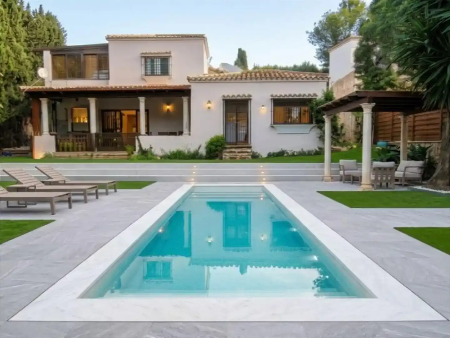 Piscina de Casa o xalet en venda en Marbella amb Piscina