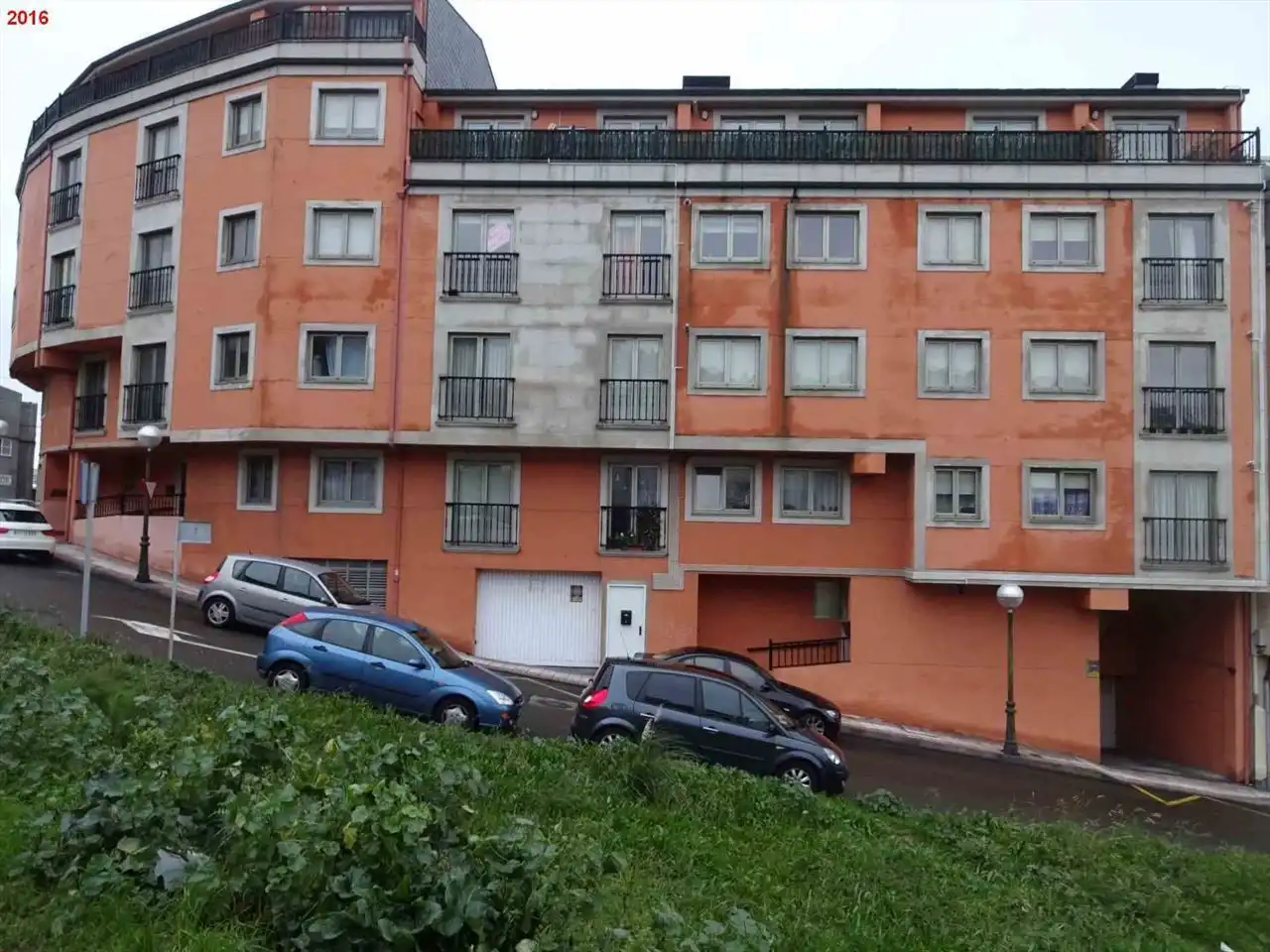 Vista exterior de Pis en venda en Arteixo amb Terrassa i Traster