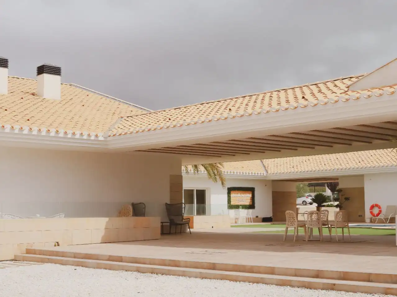 Detached house with pool for sale in Calle del Vino 1