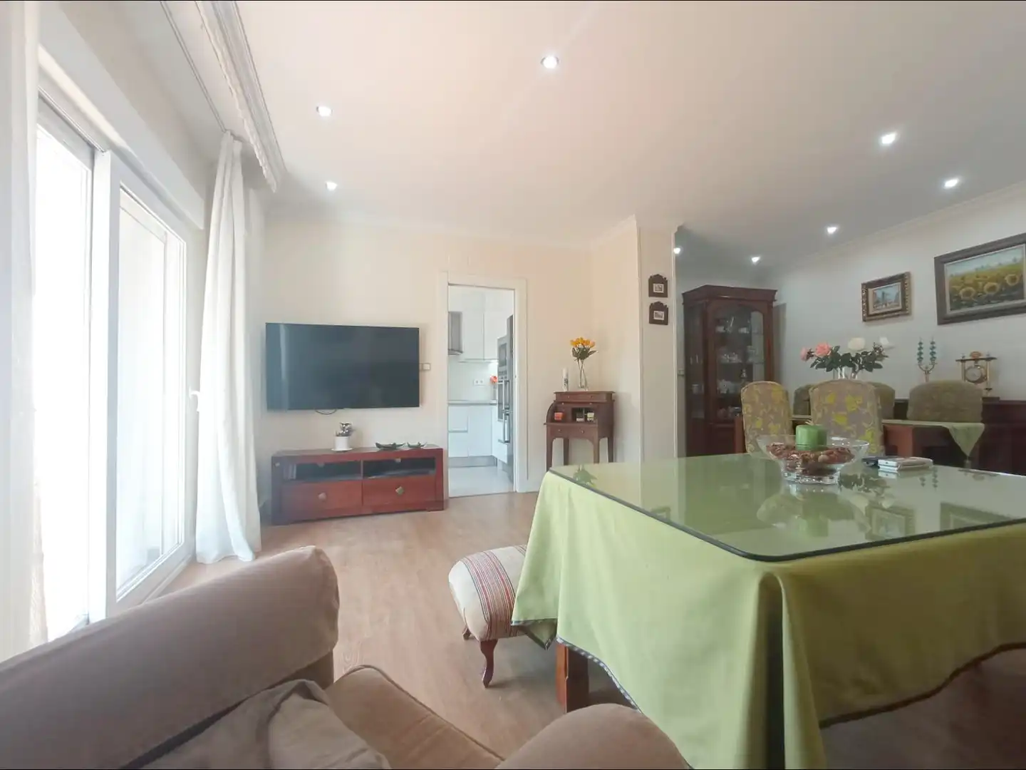 Sala d'estar de Apartament de lloguer en Granada amb Aire condicionat, Calefacció i Terrassa