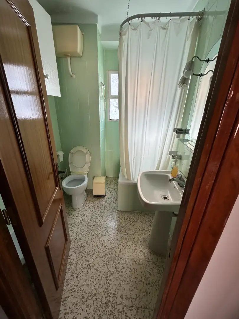 Bathroom of Flat for sale in Vélez-Málaga  with Terrace, Furnished and Oven