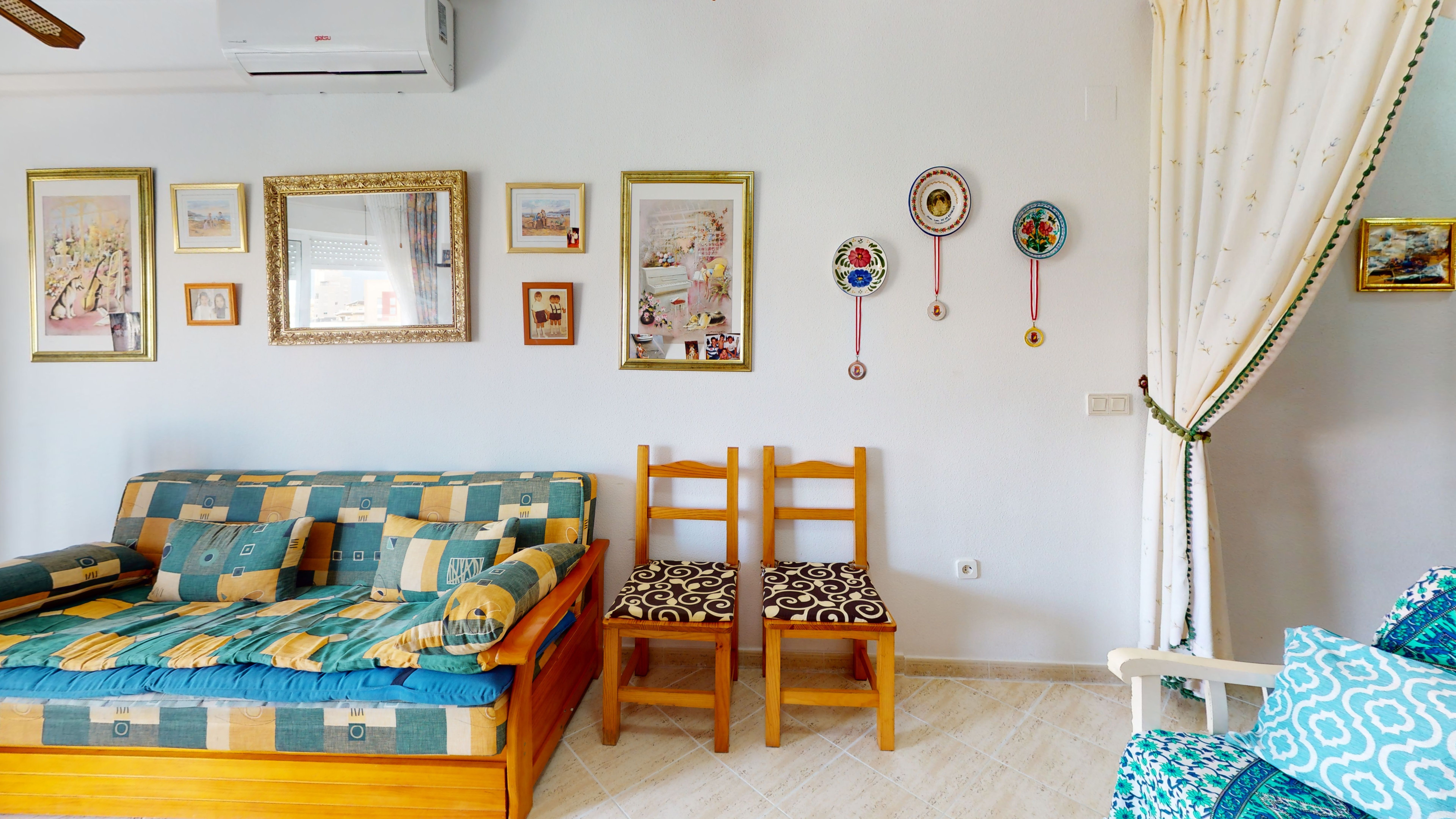 Living room of Flat for sale in Torrevieja  with Air Conditioner, Heating and Private garden