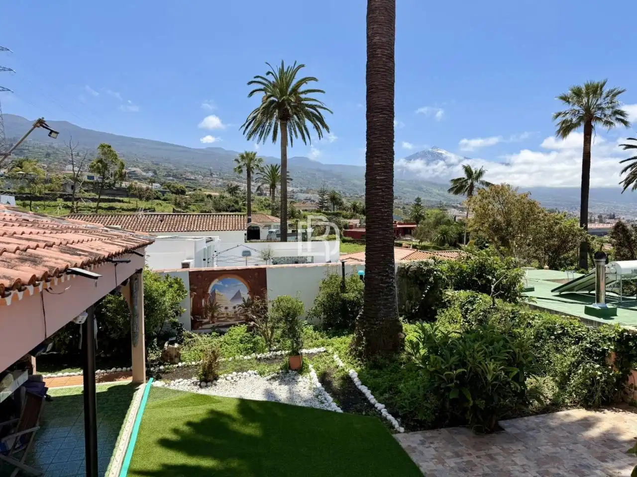 Jardí de Casa o xalet en venda en La Orotava amb Jardí privat, Piscina i Moblat