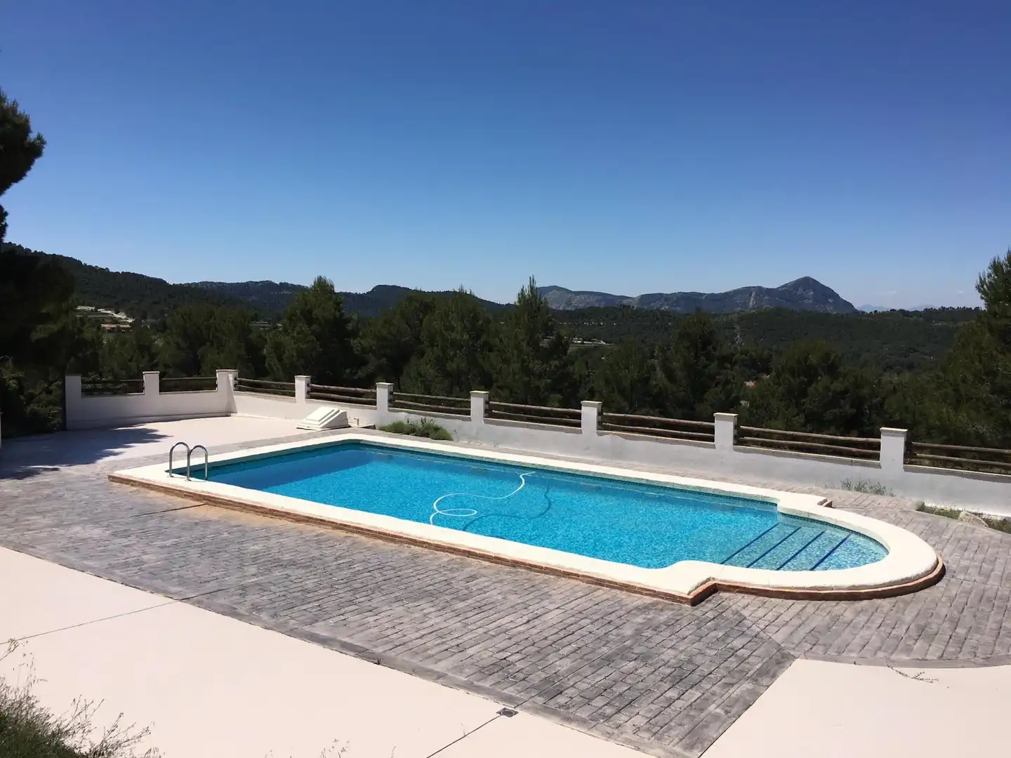 Piscina de Casa o xalet en venda en Castalla amb Internet
