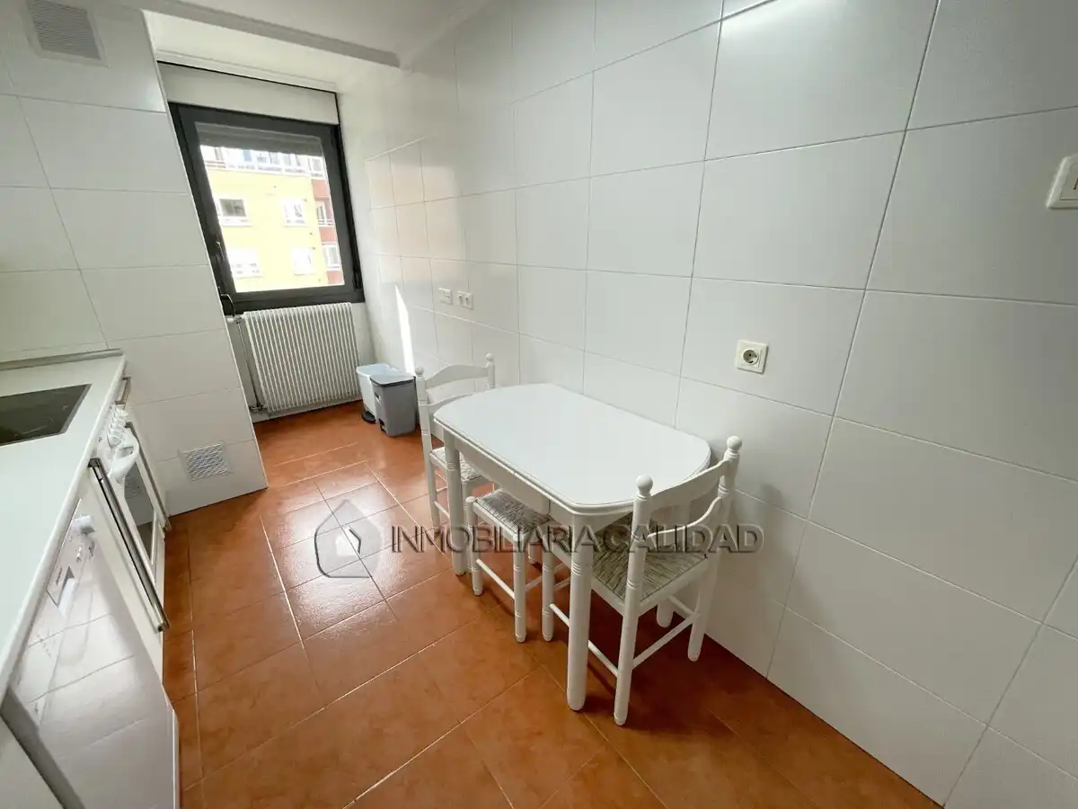 Exterior view of Flat for rent in Burgos  with Heating and Furnished