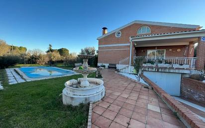 Swimming pool of House or chalet for sale in Illescas  with Air Conditioner, Terrace and Swimming Pool