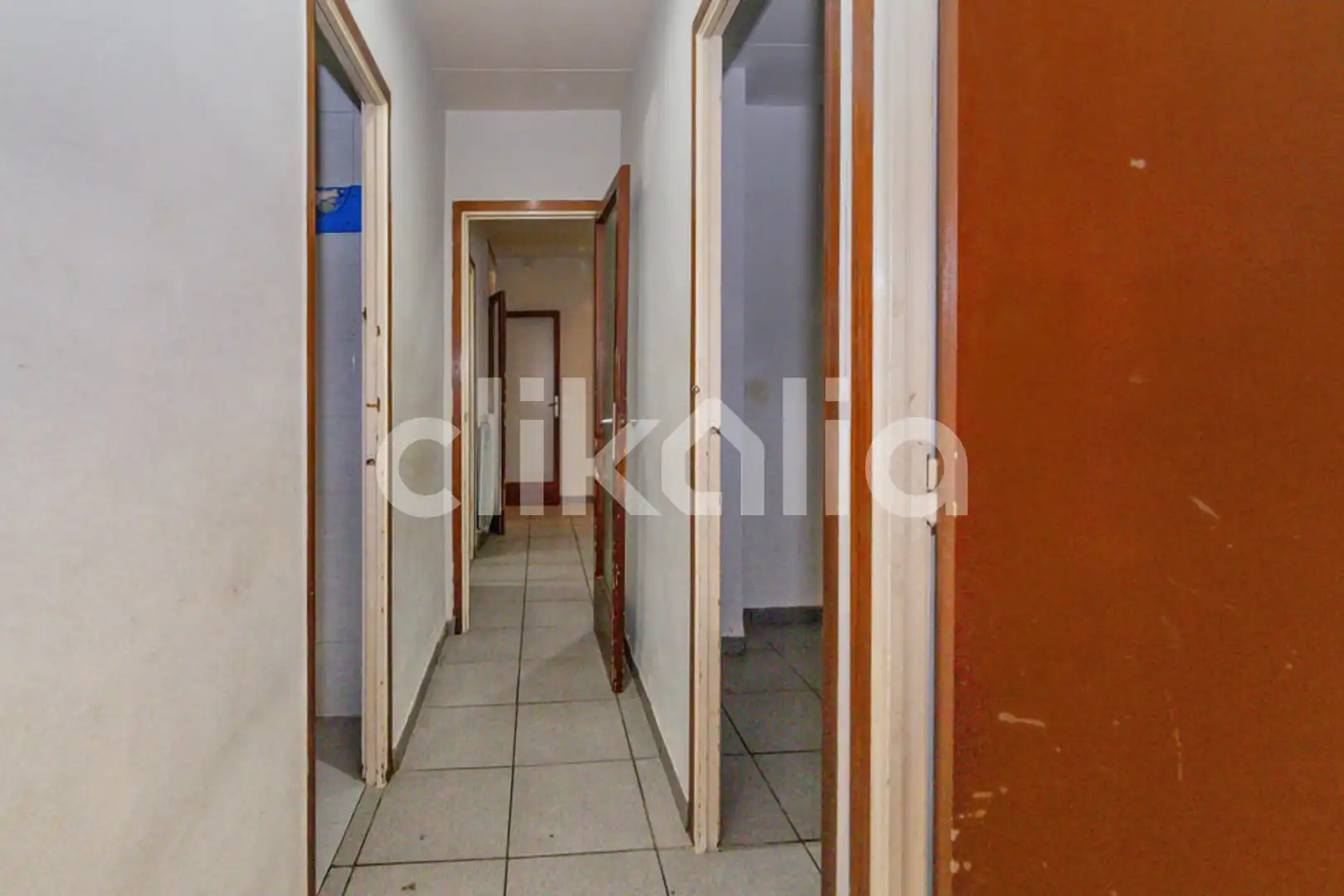 Piso en venta en Vic con Calefacción, Terraza y Trastero
