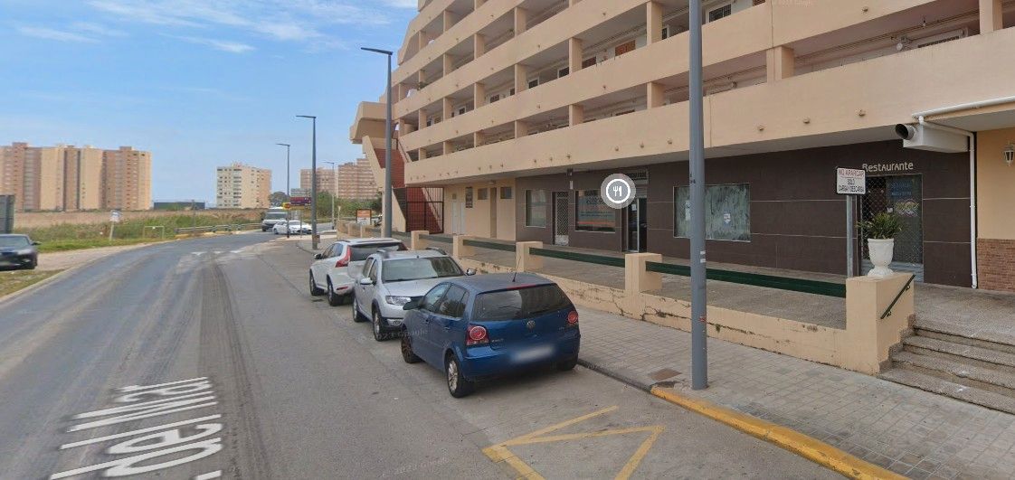Parking de Local en venta en La Pobla de Farnals con Terraza