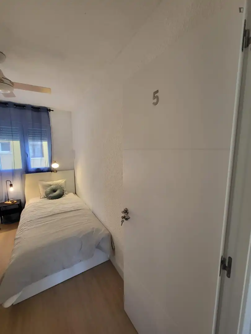 Room in Alicante / Alacant, Alicante