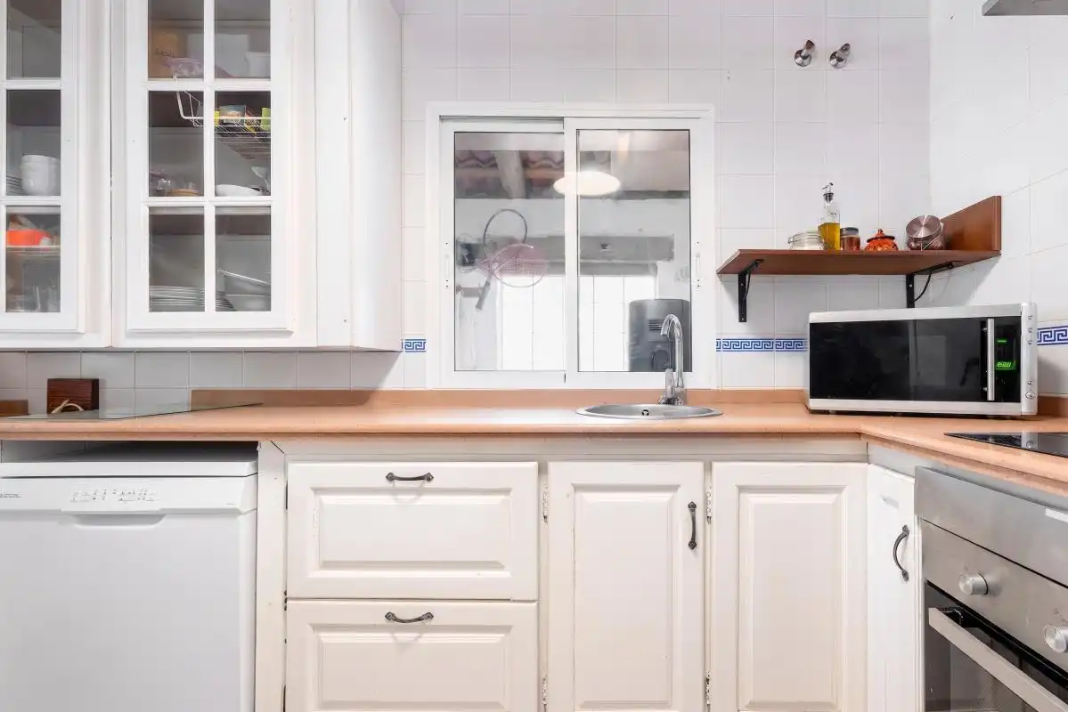 Cocina de Casa adosada en venta en Aznalcázar con Aire acondicionado, Calefacción y Jardín privado