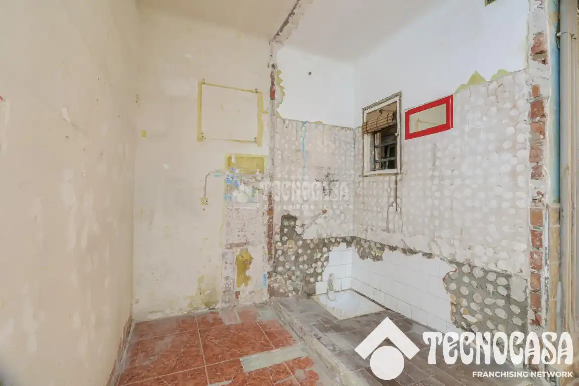 Cocina de Local en venta en Badalona