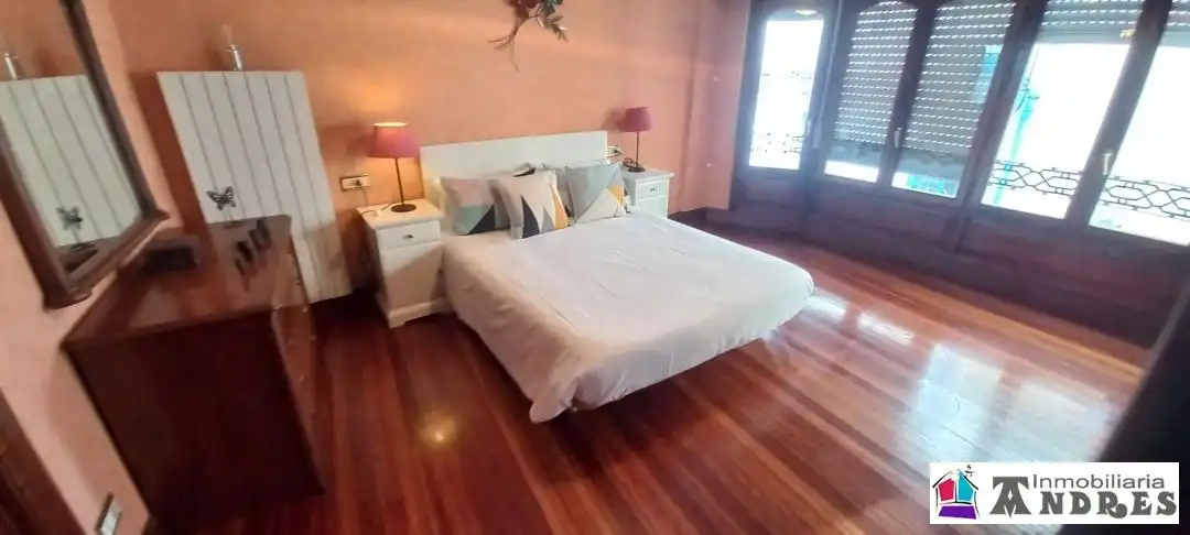 Habitación de Edificio en venta en Bermeo