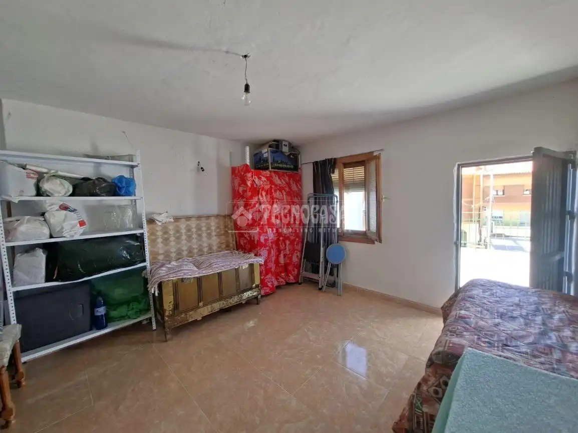 Dormitori de Casa adosada en venda en Valle del Zalabí amb Calefacció i Terrassa