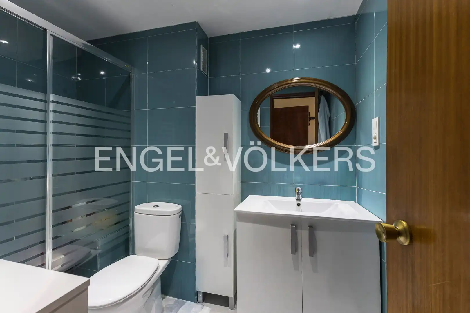 Badezimmer von Dachboden zum Verkauf in Móstoles mit Heizung und Terrasse