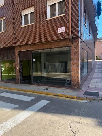 Local comercial en Venta en Calle Alesanco en Nájera