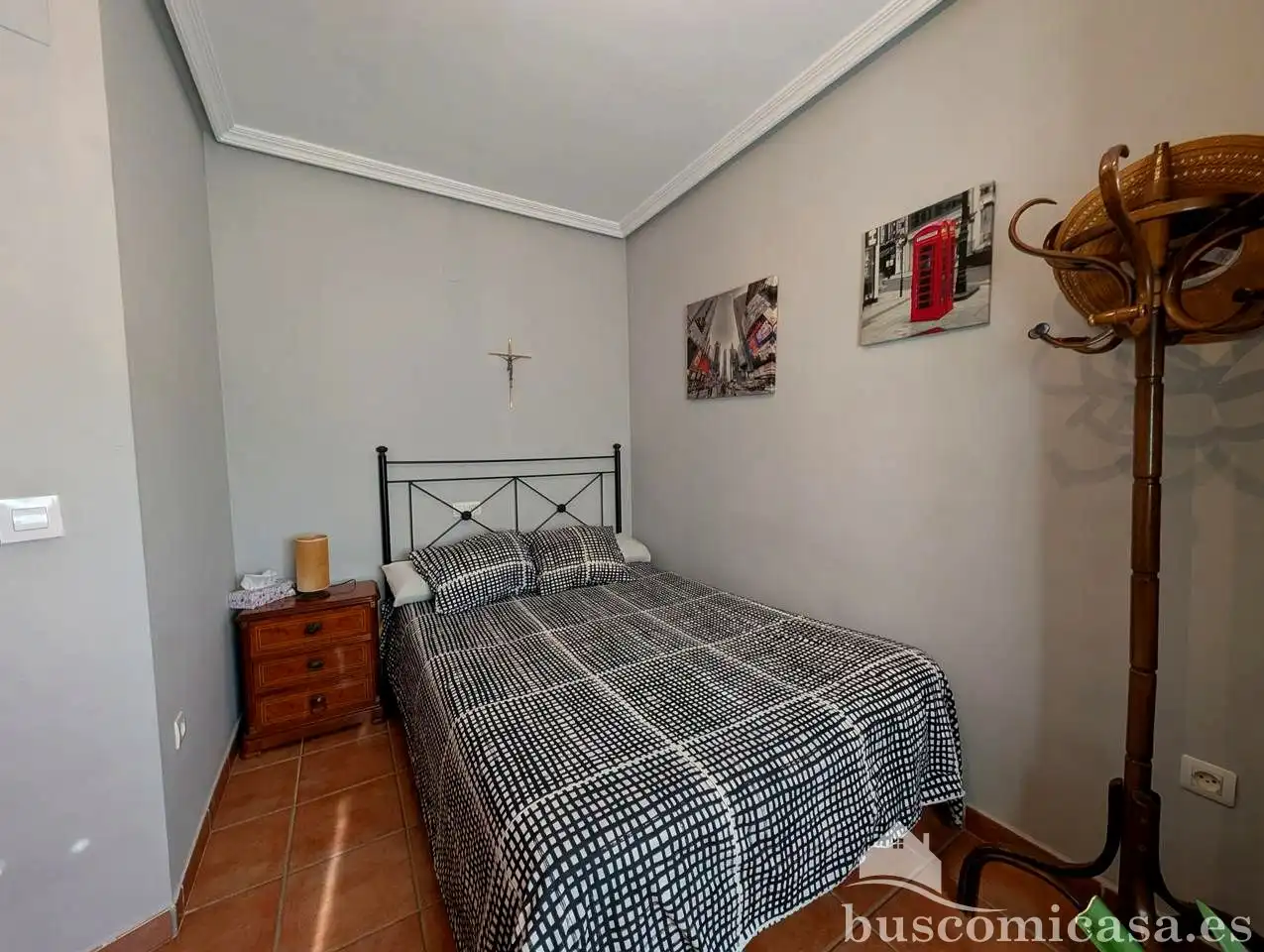 Dormitori de Casa o xalet en venda en Linares amb Aire condicionat, Calefacció i Jardí privat