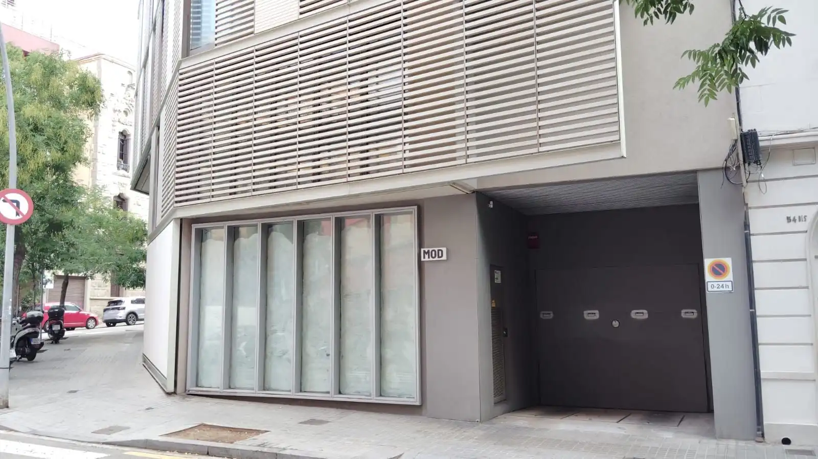 Einzelparkplatz zur Miete in CALLE MODOLELL 56, imagen 2