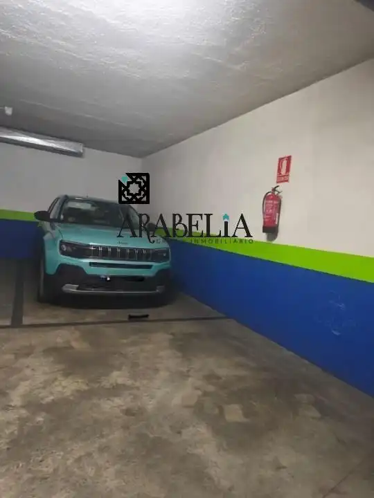 Aparcament de Pis en venda en Córdoba amb Aire condicionat, Calefacció i Parquet
