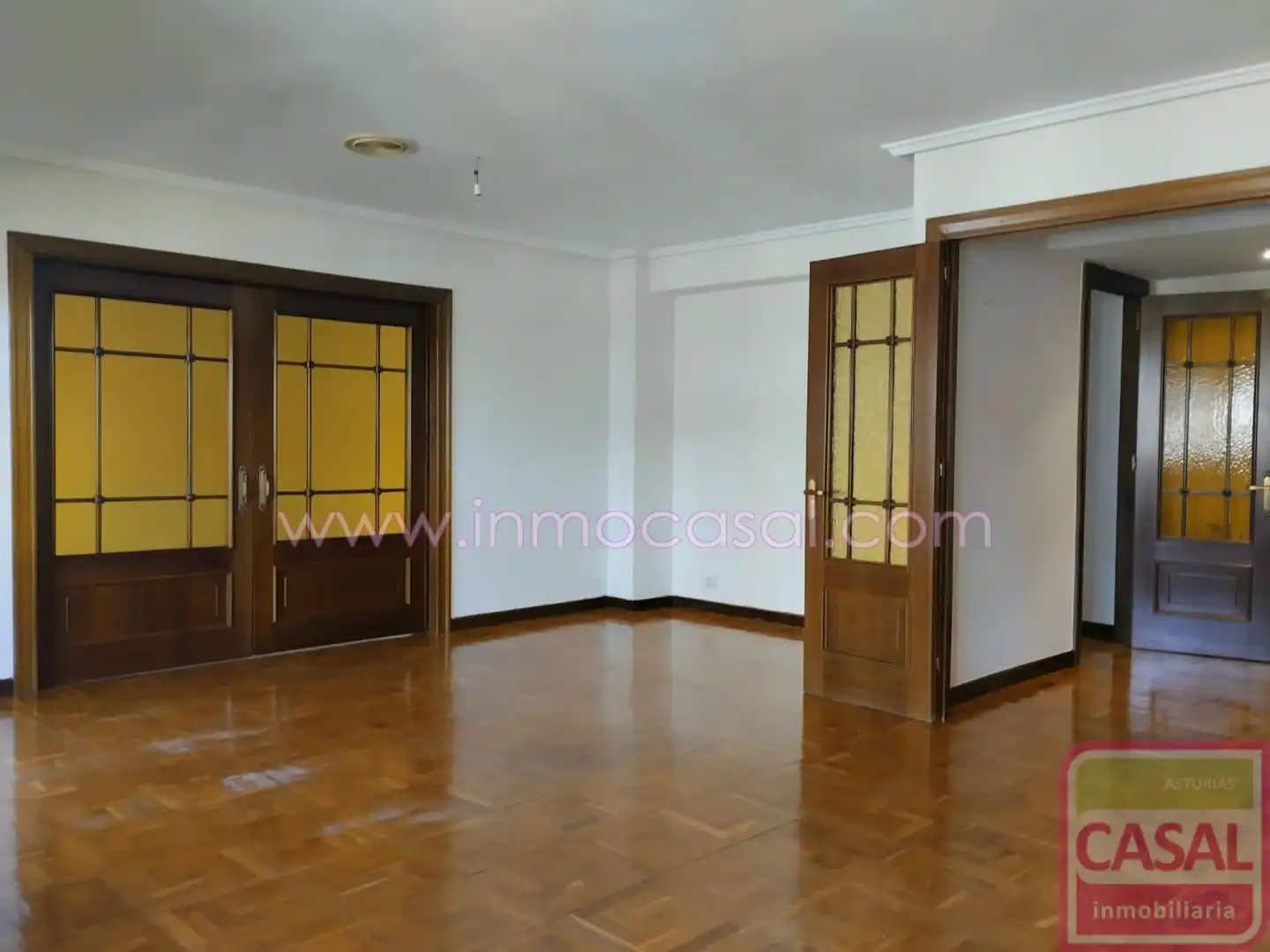 Living room of Flat for rent in Oviedo   with Heating, Terrace and Storage room