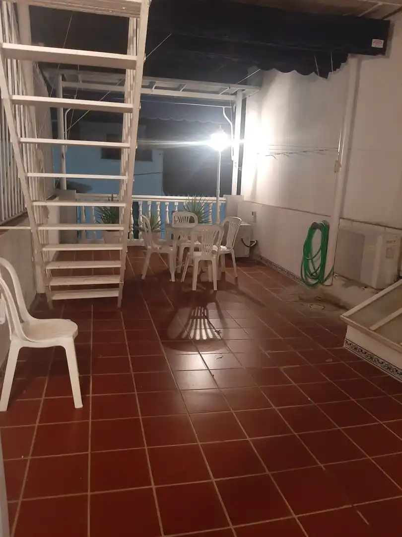 Piso de alquiler en Villaverde del Río con Aire acondicionado, Terraza y Amueblado