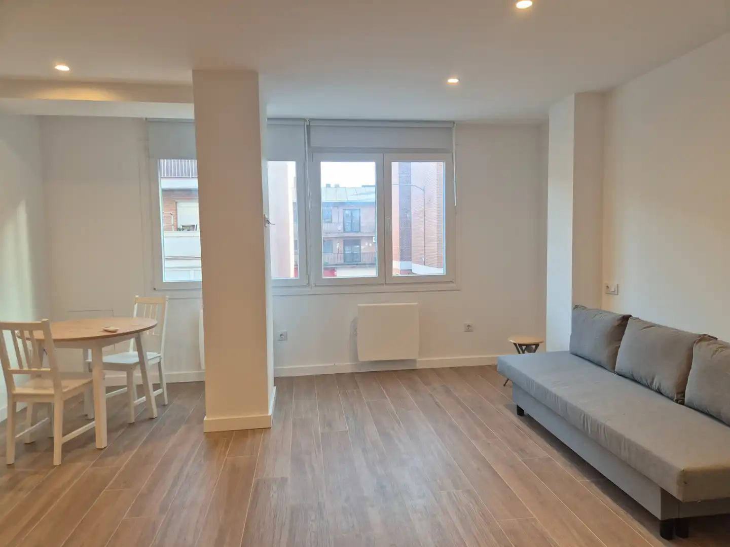 Living room of Study for rent in Alcobendas  with Air Conditioner, Heating and Furnished