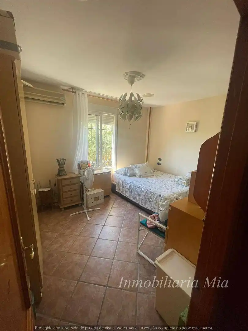 Dormitori de Casa o xalet en venda en Coín amb Aire condicionat, Calefacció i Jardí privat