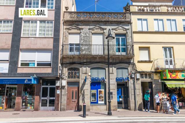 Casa-chalet en Venta en Avenida Méndez Núñez en Coiro