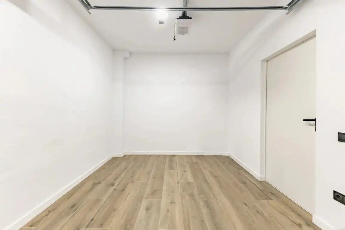 New build Terraced house with garden for sale in Carrer del Pintor Guàrdia, imagen 9