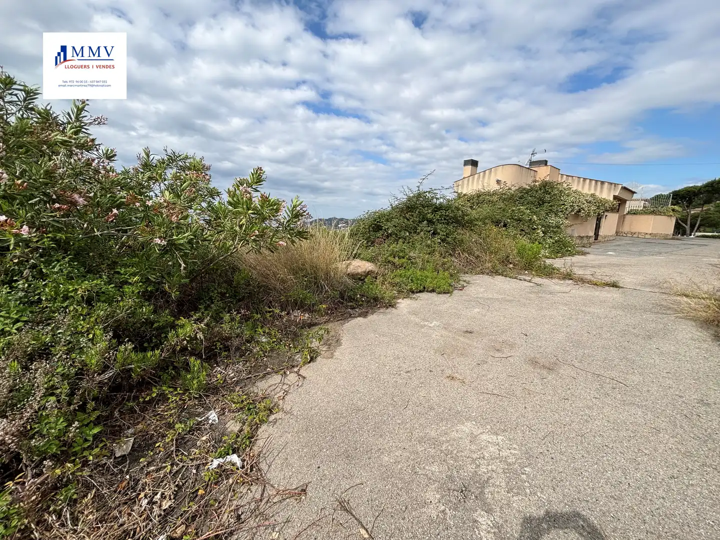 Terreno residencial en venta en Carrer Riu Fluvià 43, imagen 2
