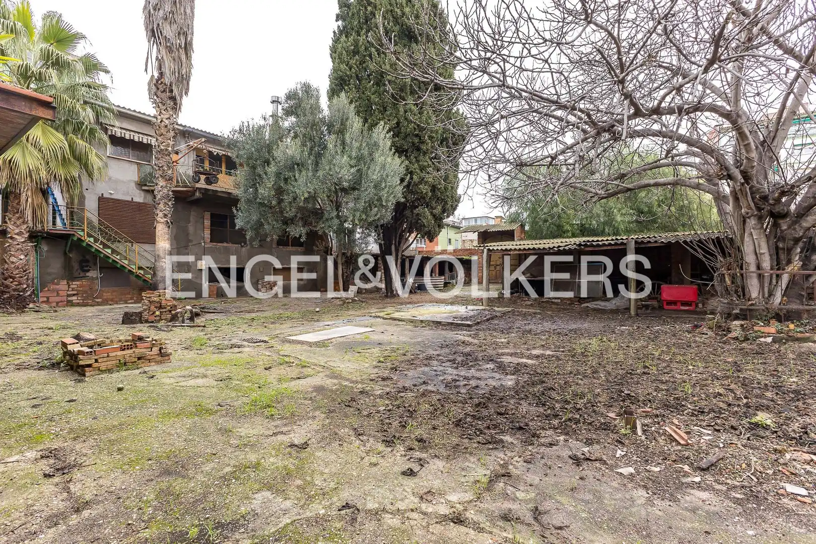 Houses for sale in Sant Vicenç Dels Horts  with Heating and Private garden