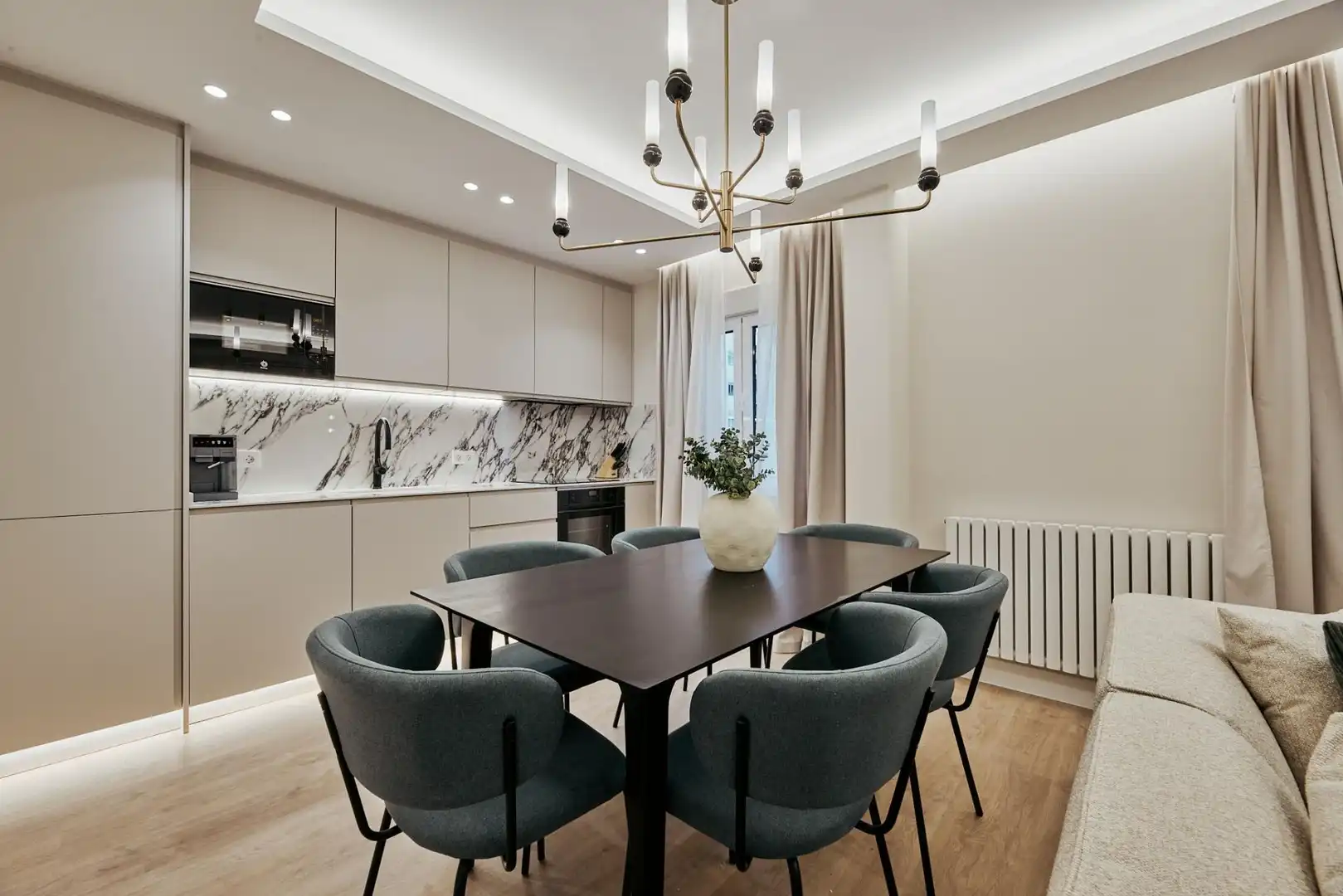 Dining room of Flat for sale in Madrid  with Air Conditioner, Heating and Furnished