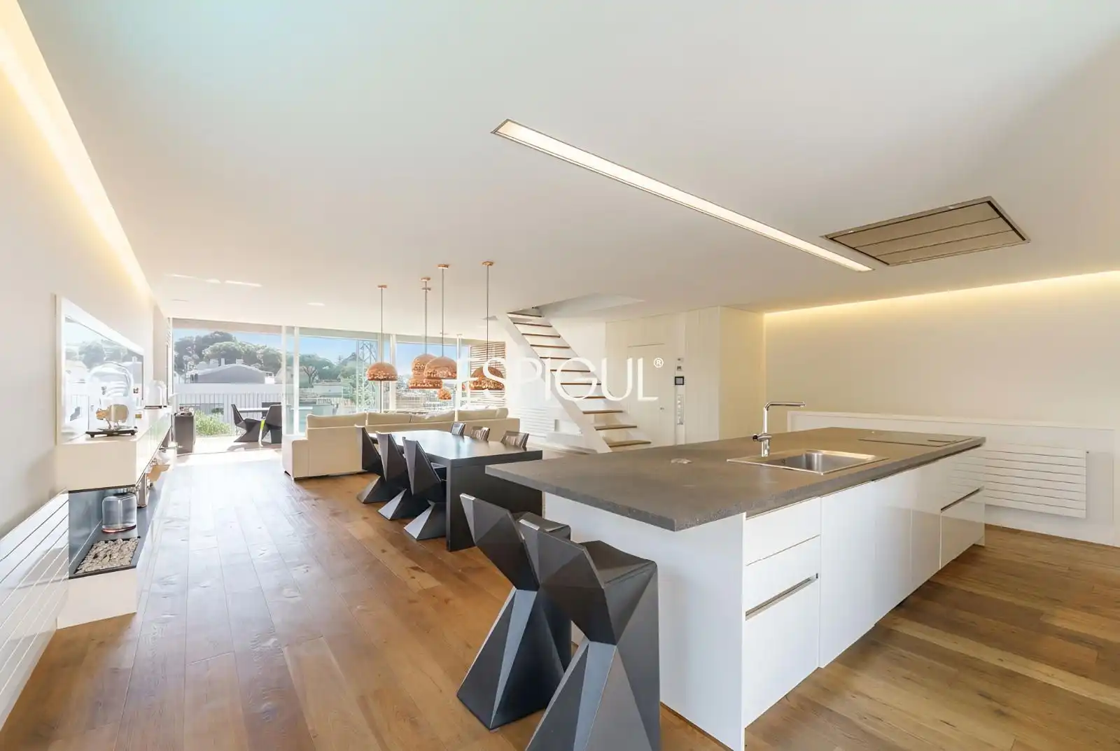 Küche von Maisonette zum Verkauf in Tiana mit Klimaanlage, Heizung und Parkett