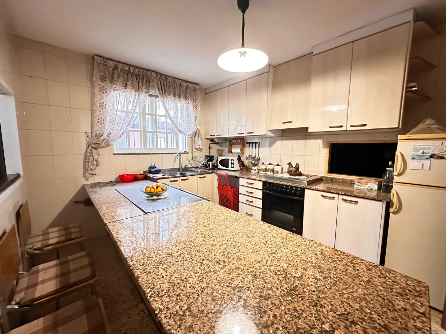 Kitchen of Houses for sale in Boqueixón, A Coruña