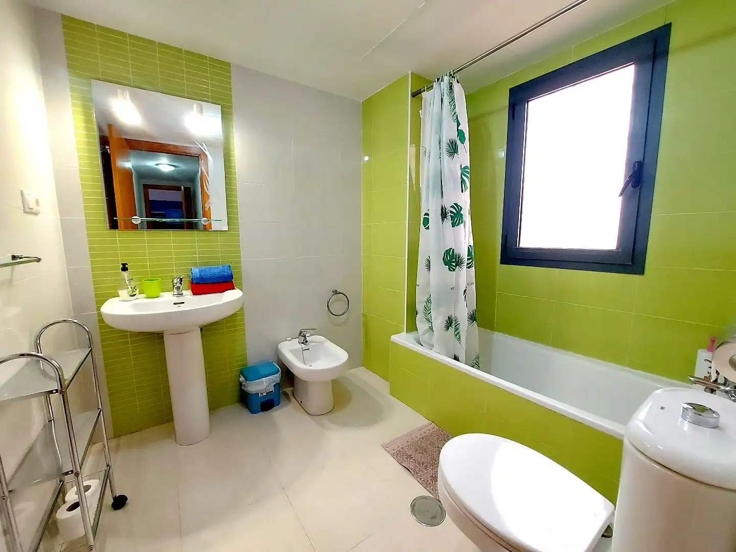 Baño de Piso de alquiler en Viator con Amueblado, Horno y Lavadora