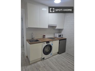 Wohnung mit Balkon zur Miete in Carabanchel