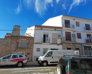 Vista exterior de Casa o xalet en venda en Trujillo amb Calefacció i Balcó