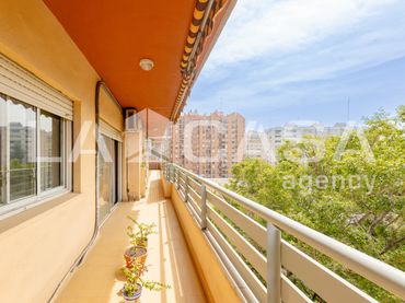 Wohnung mit Balkon zum Verkauf in Plaça de Fra Lluís Colomer