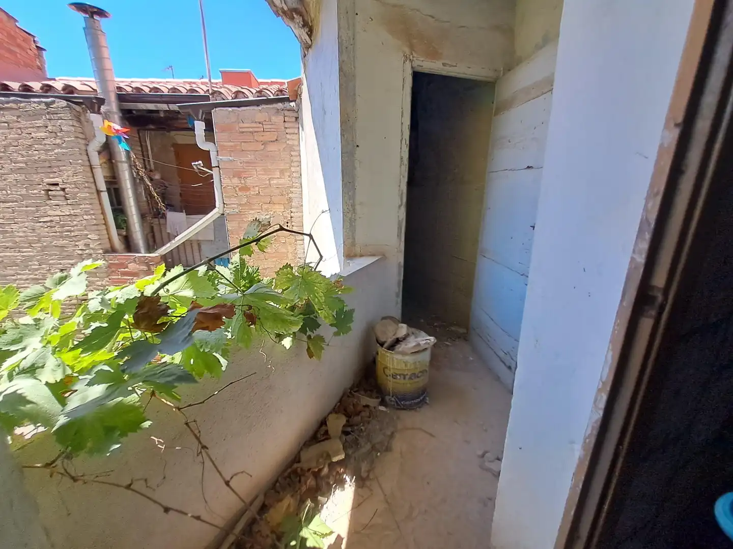 Terrassa de Finca rústica en venda en Benissanet amb Jardí privat, Terrassa i Traster