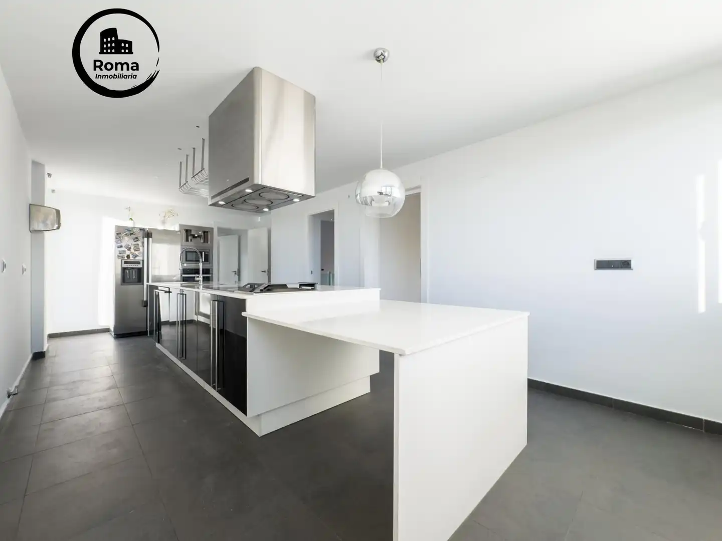Cocina de Casa o chalet en venta en La Zubia con Aire acondicionado, Calefacción y Jardín privado