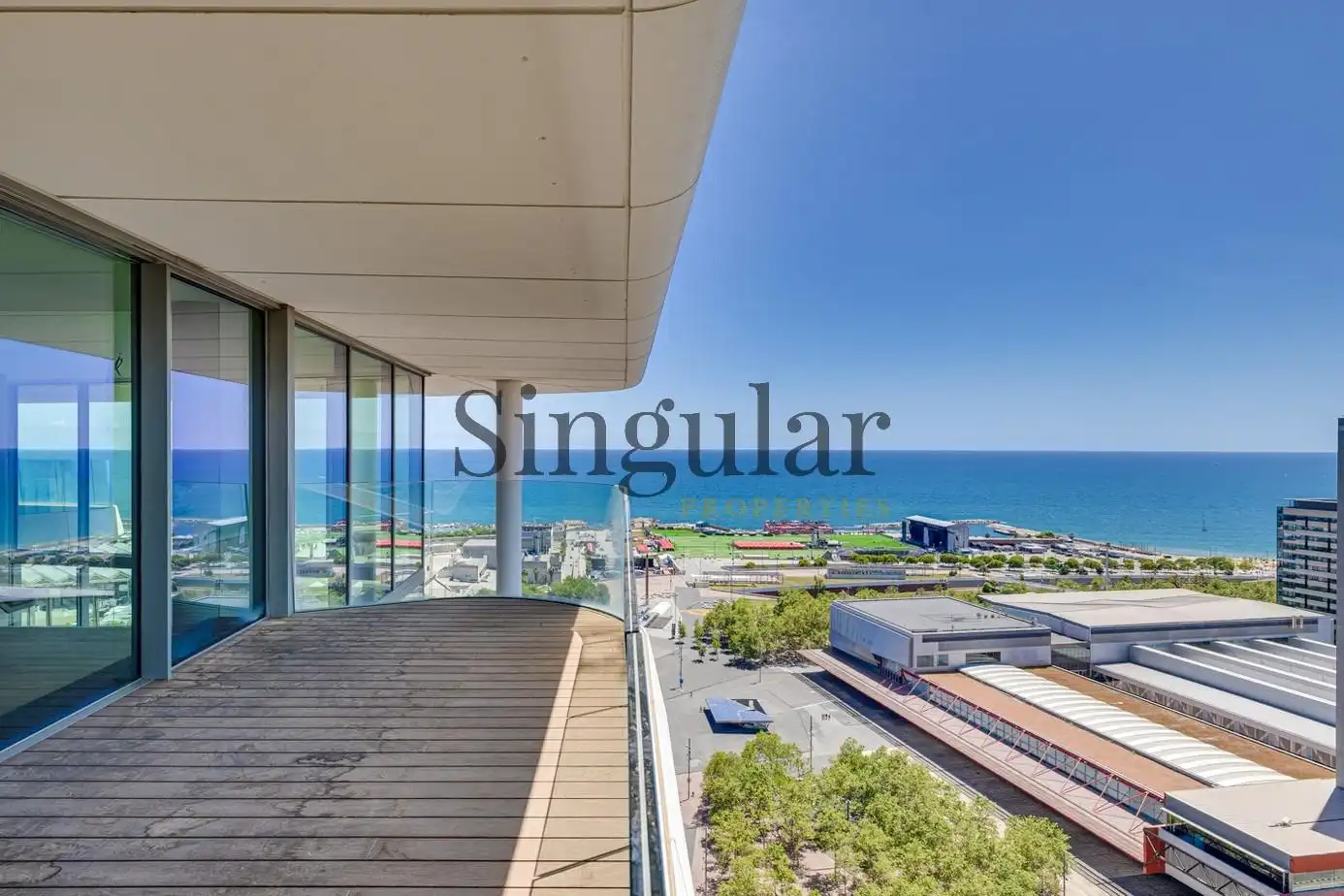 Terrassa de Dúplex en venda en Barcelona amb Calefacció, Parquet i Terrassa