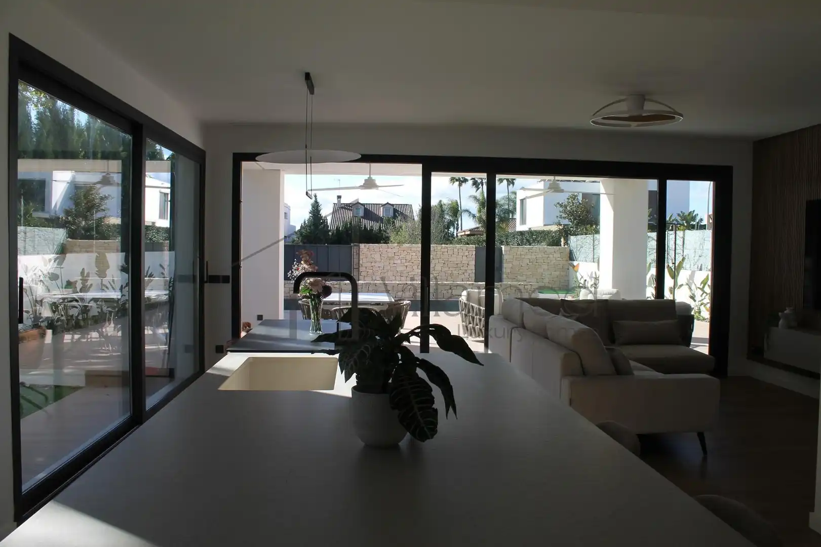 Sala d'estar de Casa o xalet de lloguer en L'Eliana amb Aire condicionat, Jardí privat i Terrassa