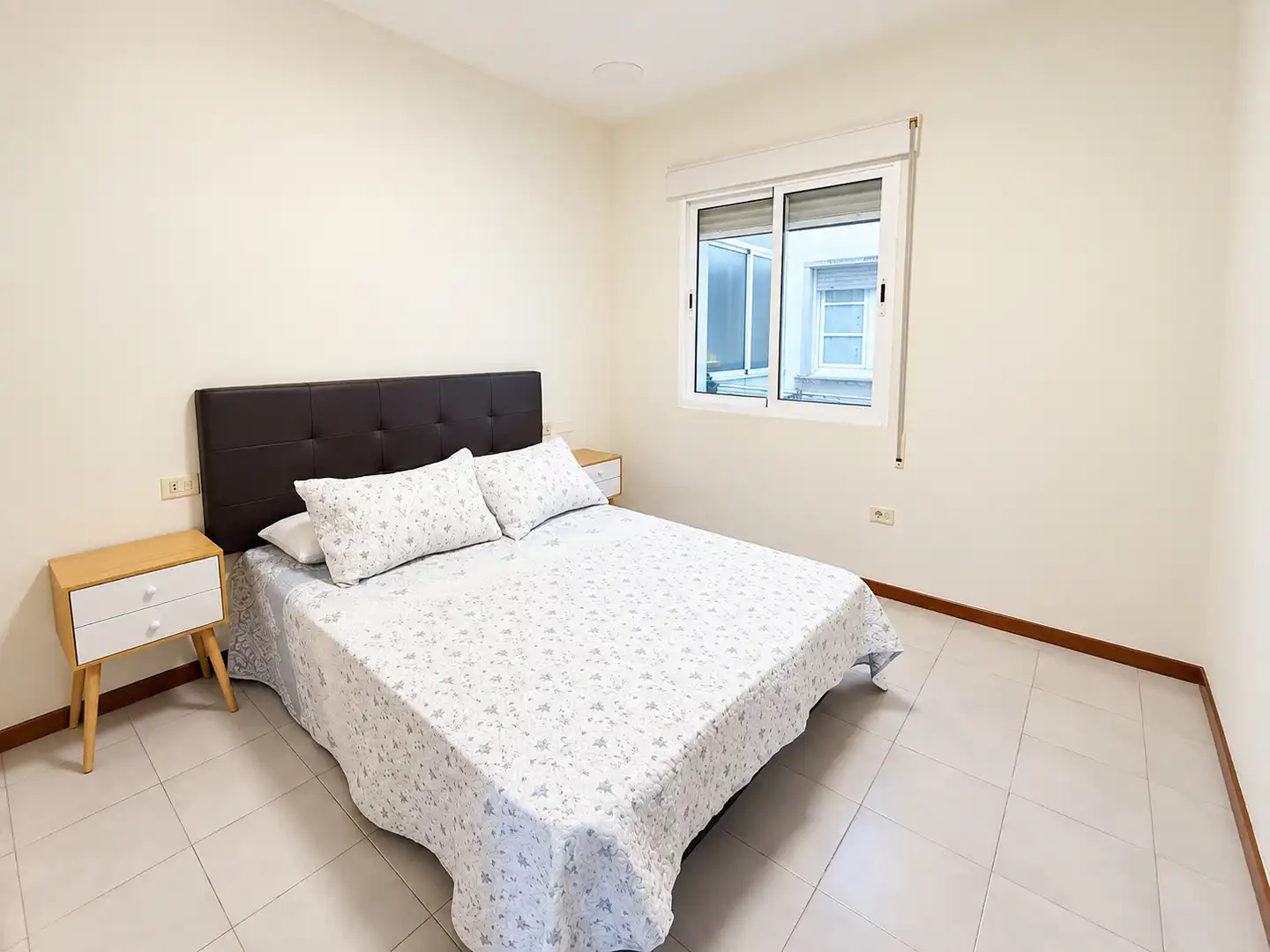 Bedroom of Flat for sale in Aguiño