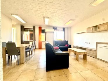 Wohnung mit Balkon zur Miete in Avenida de Alicante