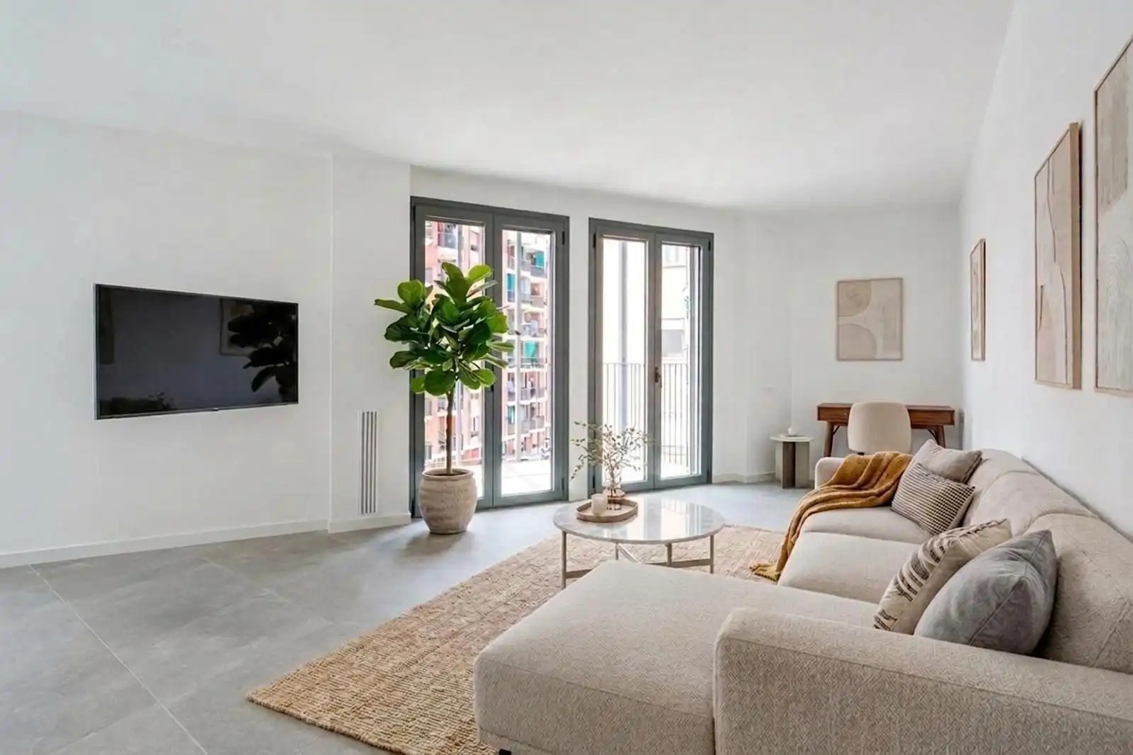Living room of Flat for sale in L'Hospitalet de Llobregat  with Terrace