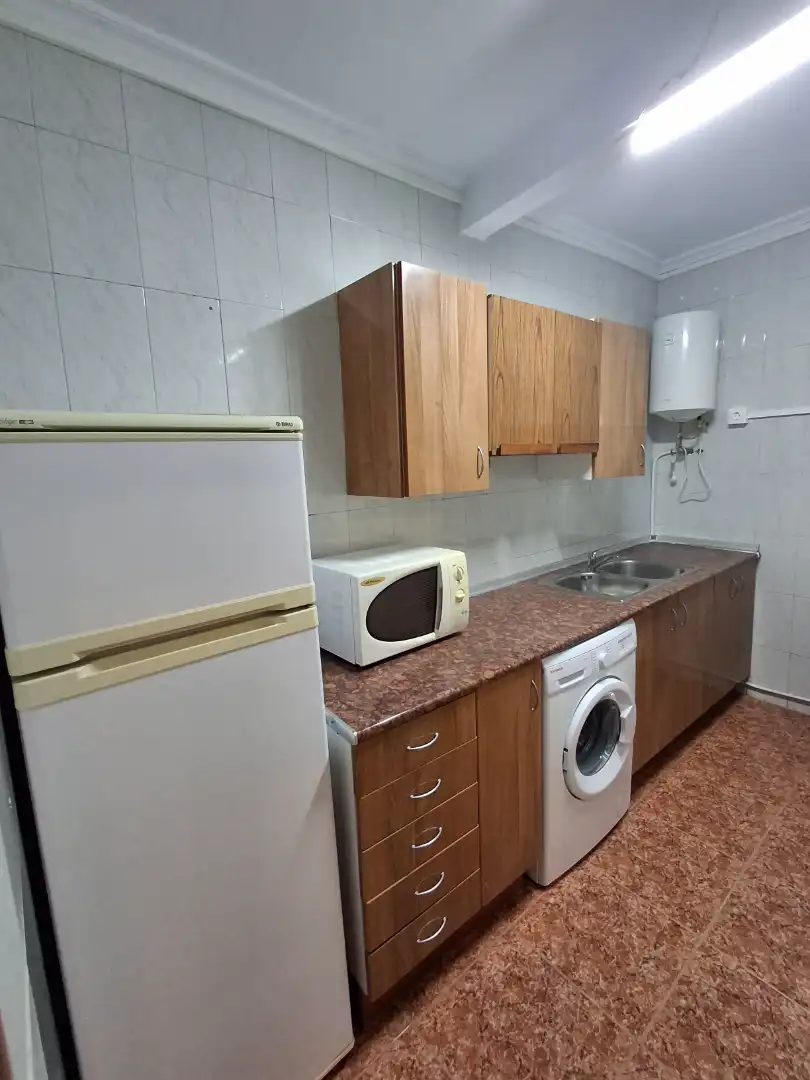Cocina de Casa o chalet de alquiler en La Puebla de Almoradiel con Calefacción, Terraza y Amueblado