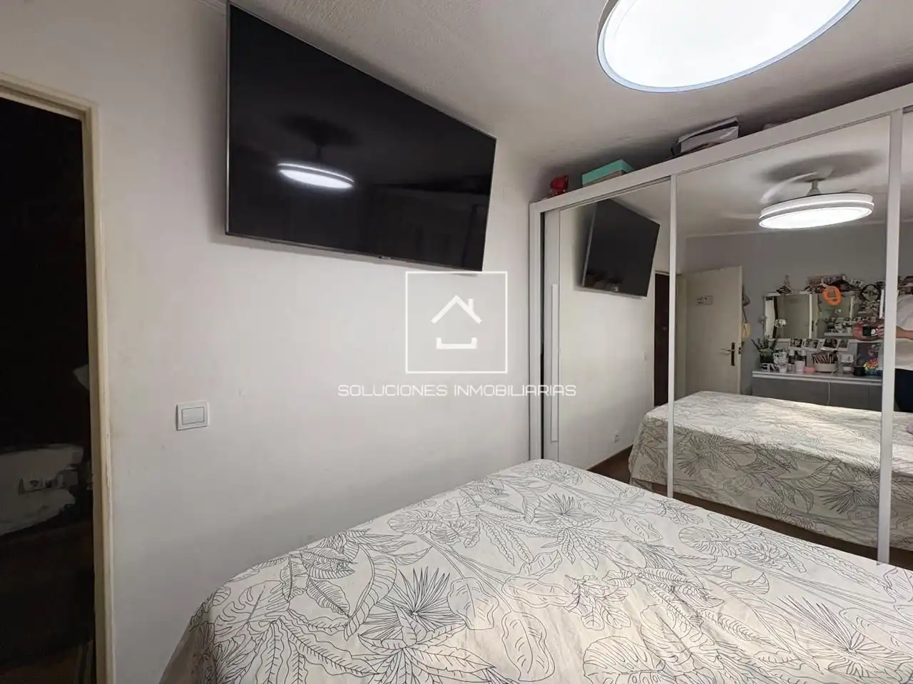 Bedroom of Houses for sale in Madrid